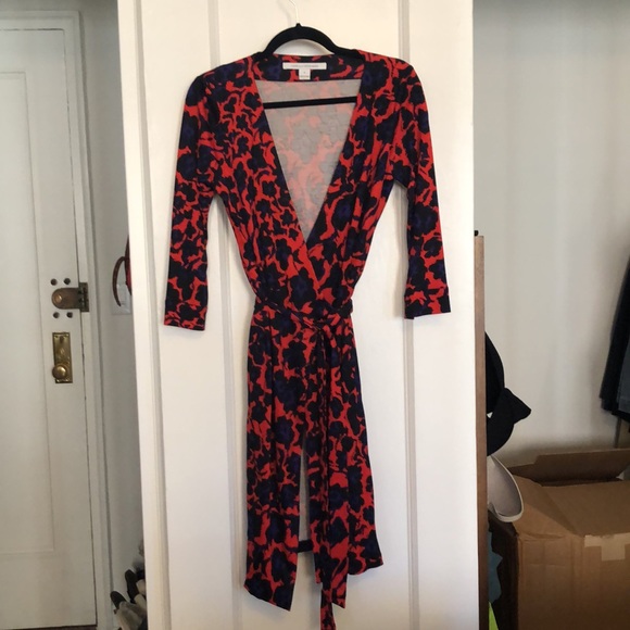 DVF Wrap Dress - Picture 3 of 8